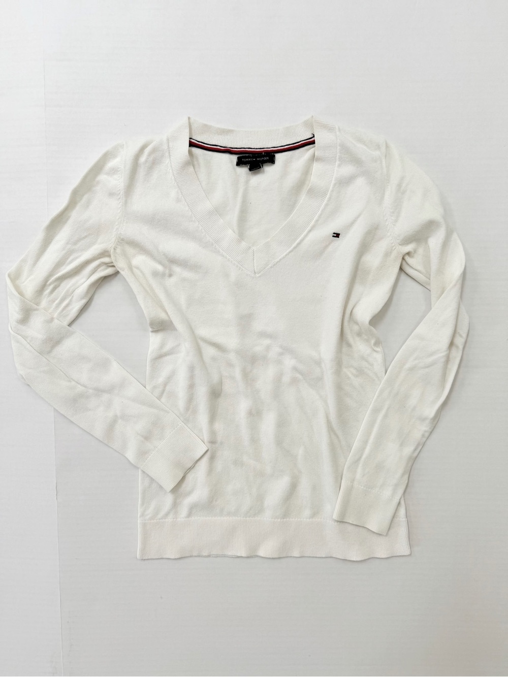 Tommy Hilfiger Cream V-Neck Sweater XXS - XS Preppy Minimalist Long Sleeve